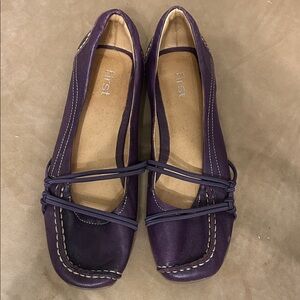 Women's Purple Loafers